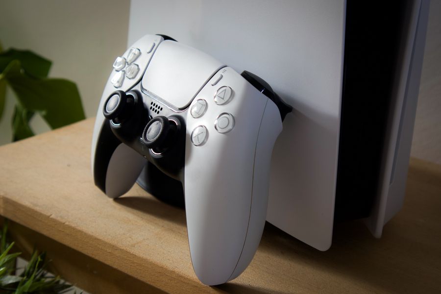 Consola PlayStation 5 con mando DualSense