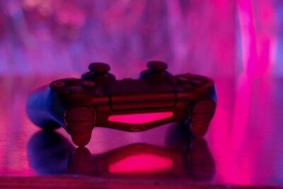 Joystick se mueve solo: causas, soluciones y cómo quitar el drift